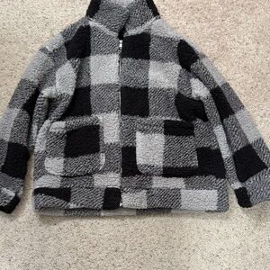 Plaid Sherpa Jacket in Black and Gray